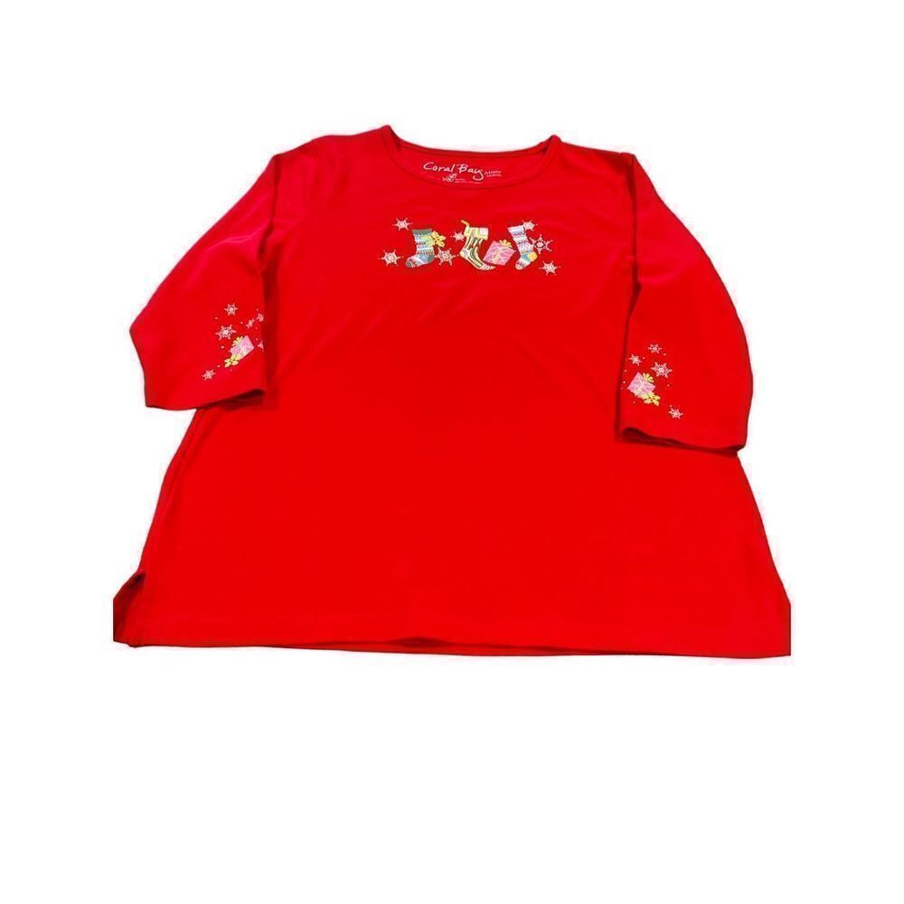 Christmas tee size M